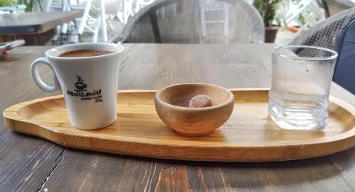 Turkish coffee at Dedikodu