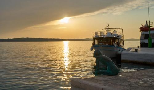 Walking around Hvar