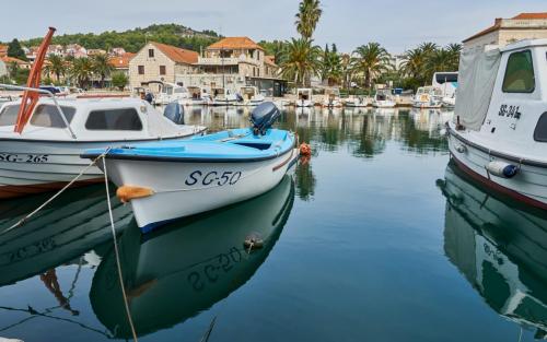 Stari Grad Harbour