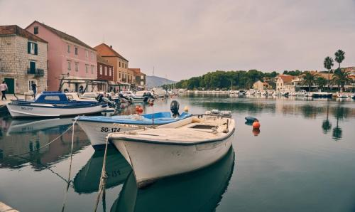 Stari Grad Waterfront